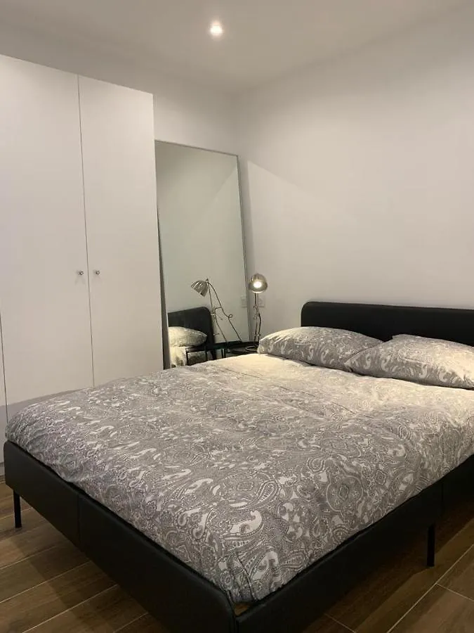 Loft Luxe Republique Apartment